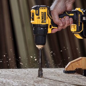 Máy khoan, vặn vít dùng pin Dewalt DCD709M2 (kèm 2 pin 4.0AH, 1 sạc - không chổi than)